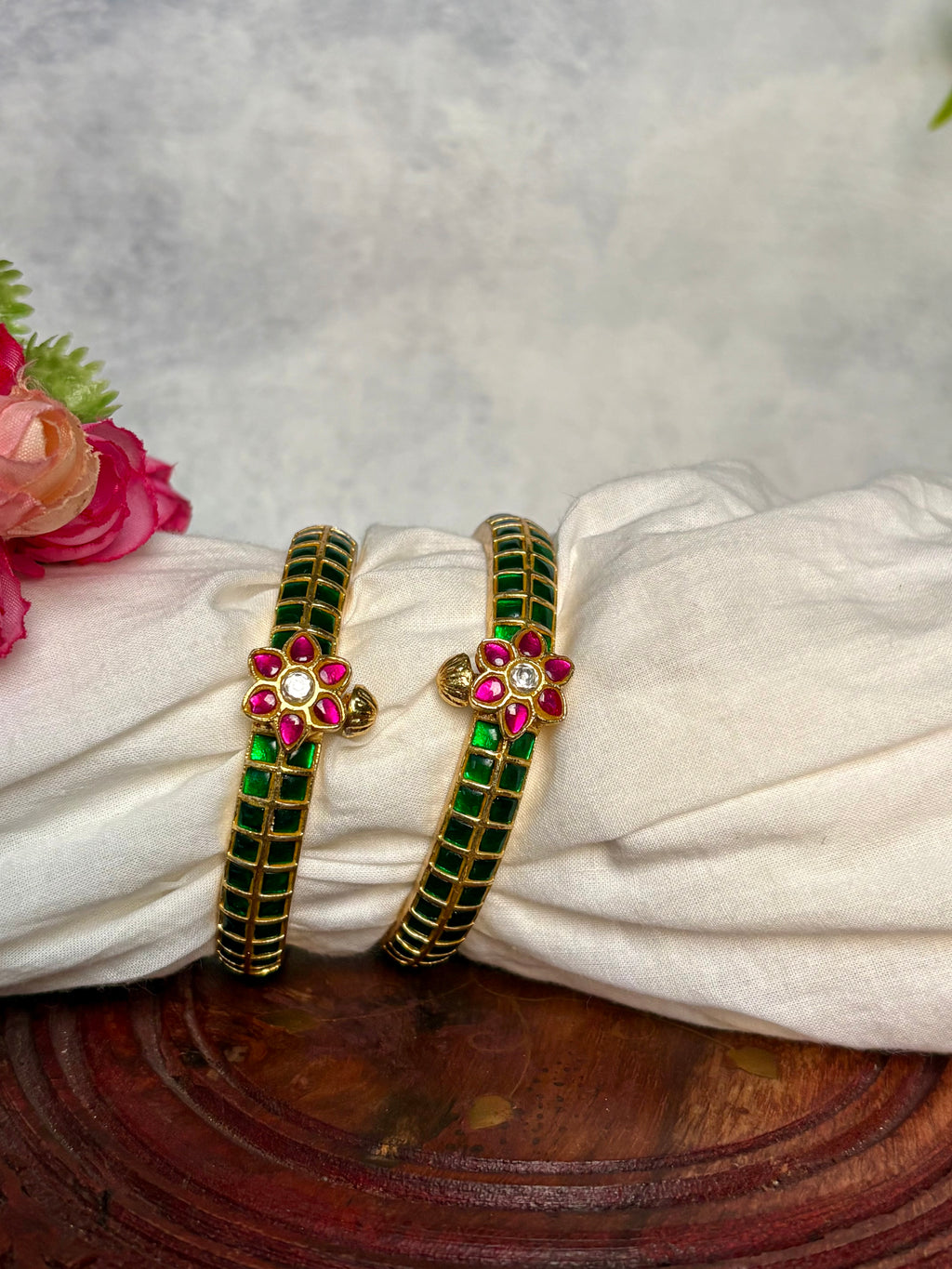 Jadau openable kada bangles