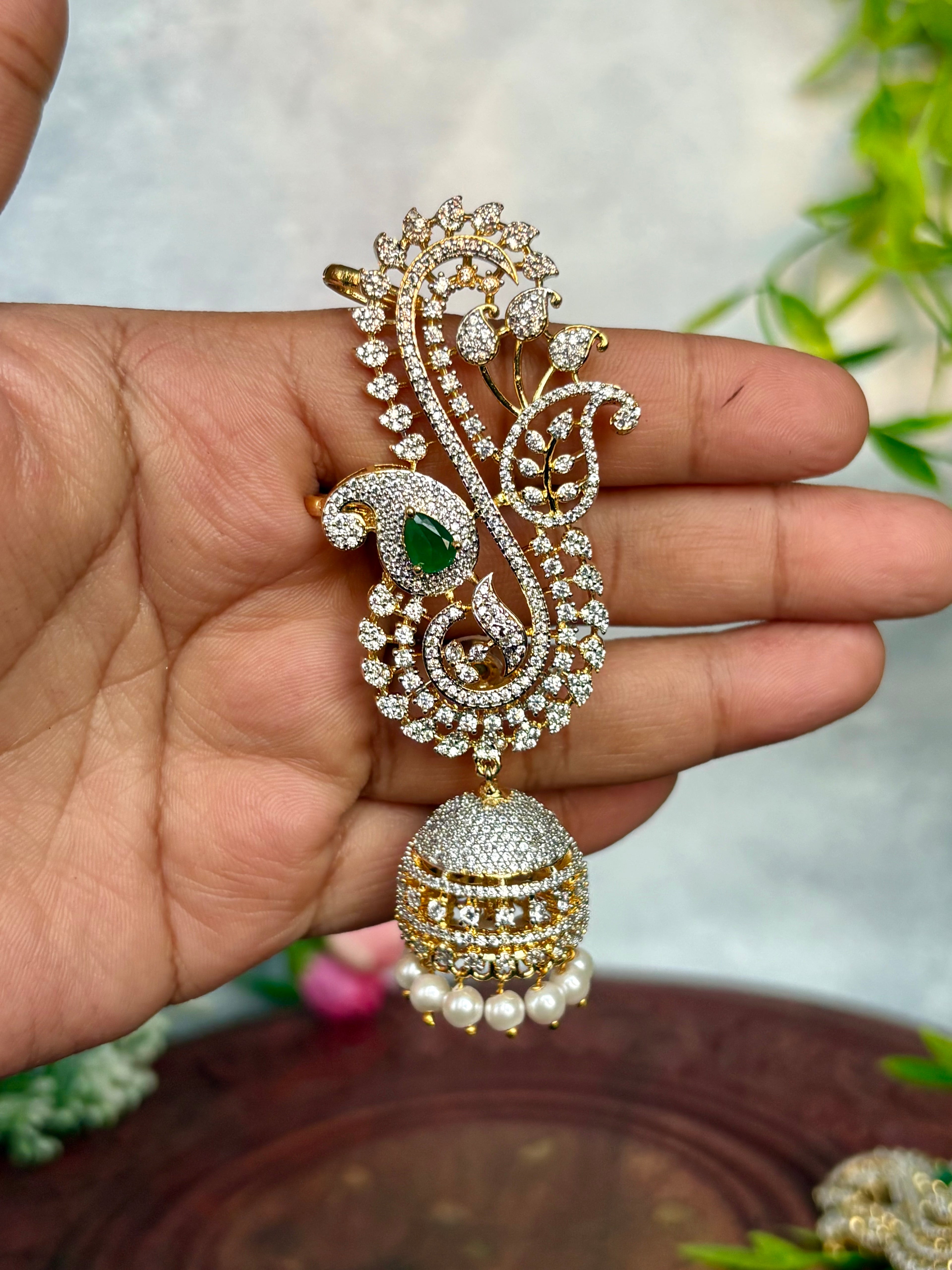 Floral ad earcuffs