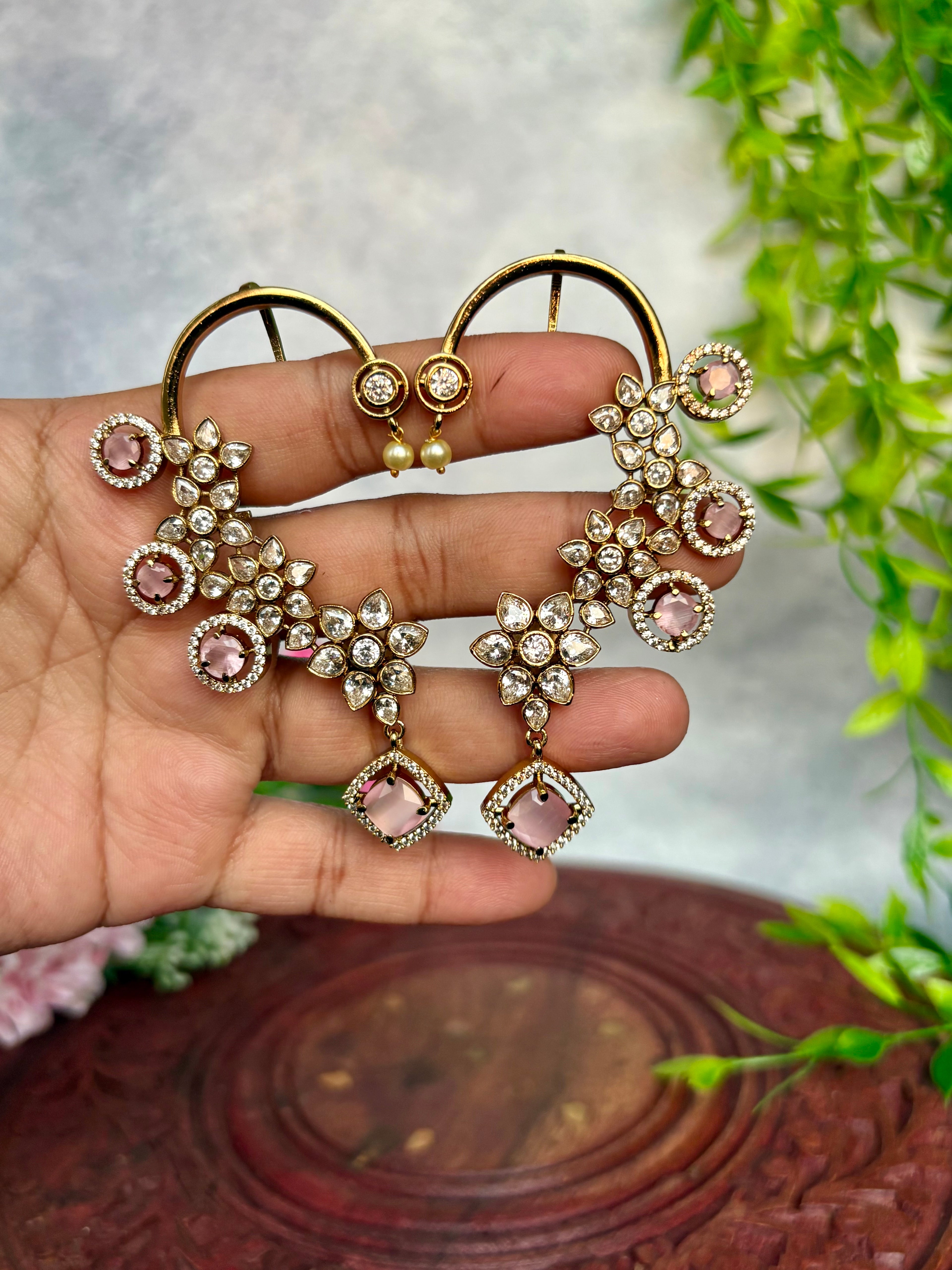 MAHITA (earcuffs)