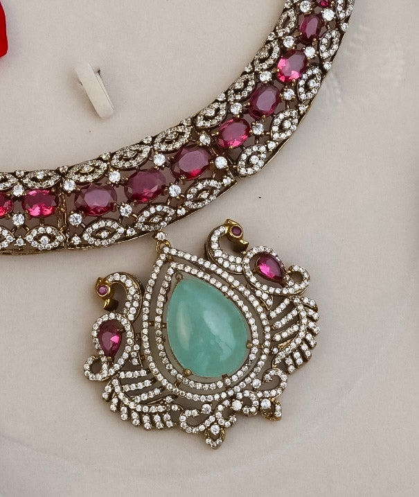 VICTORIAN HASLI