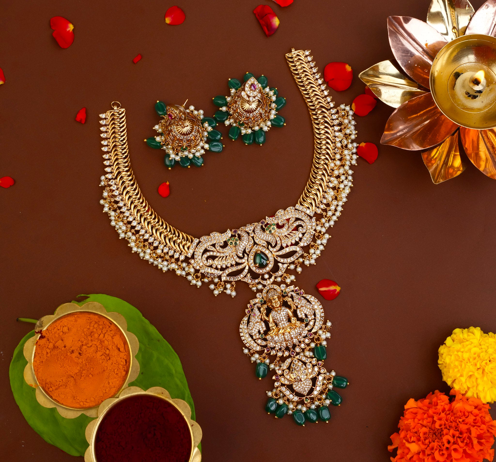 LAKSHMI GOLD LOOK ALIKE NECKPIECE