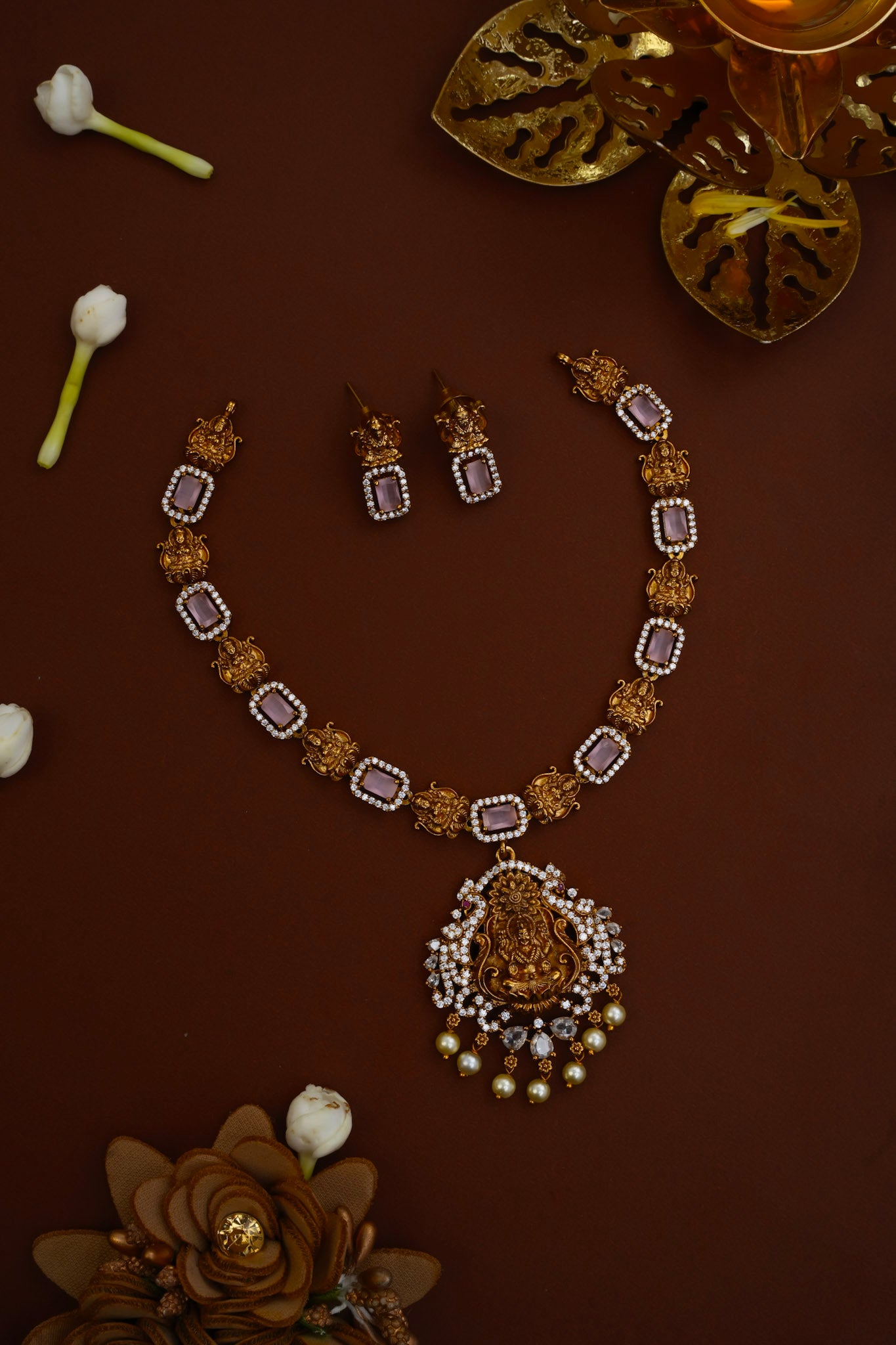 LAKSHMI PENDANT NECKPIECE (PINK)