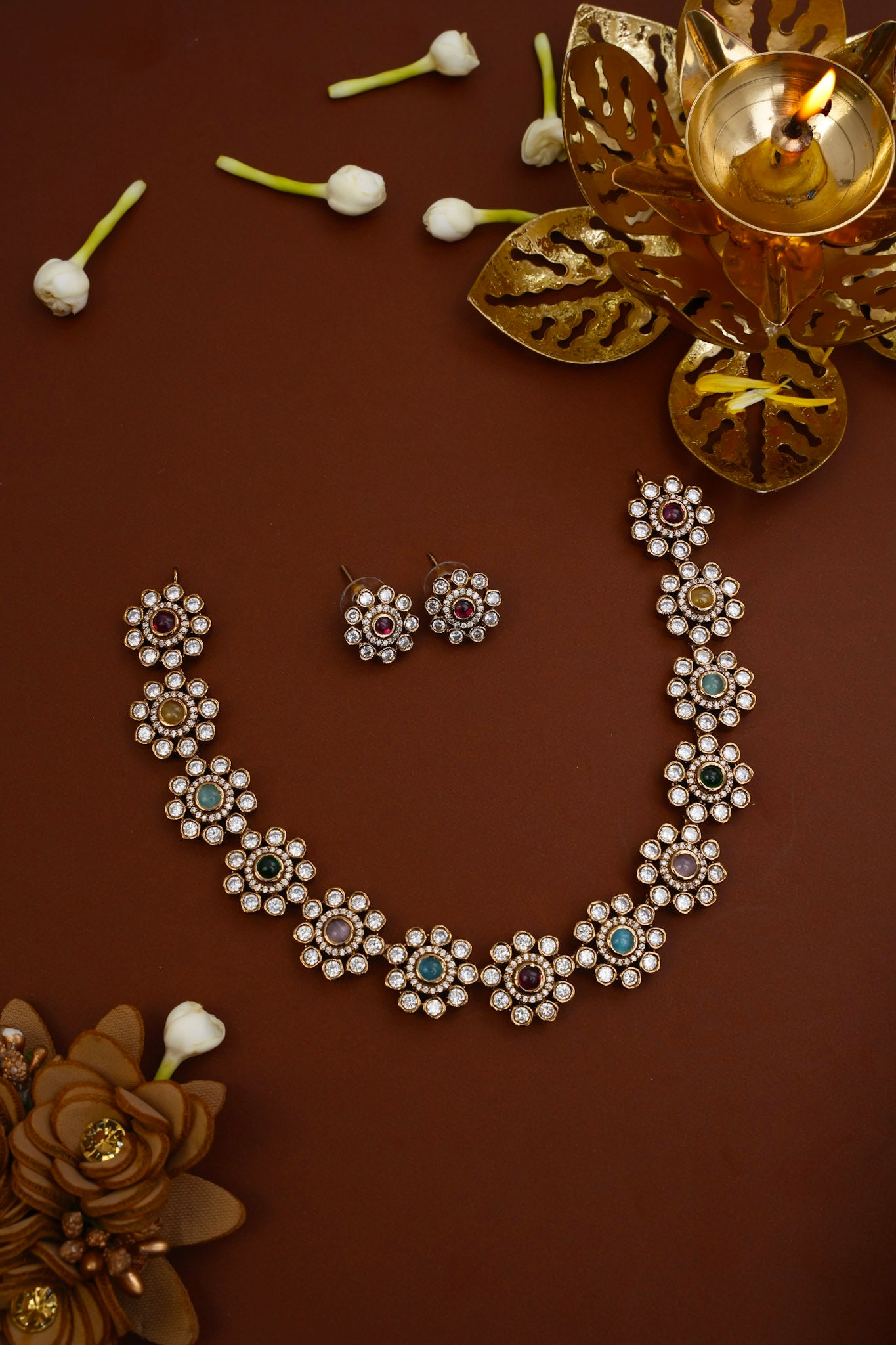 FLORAL NECKPIECE (MULTI)