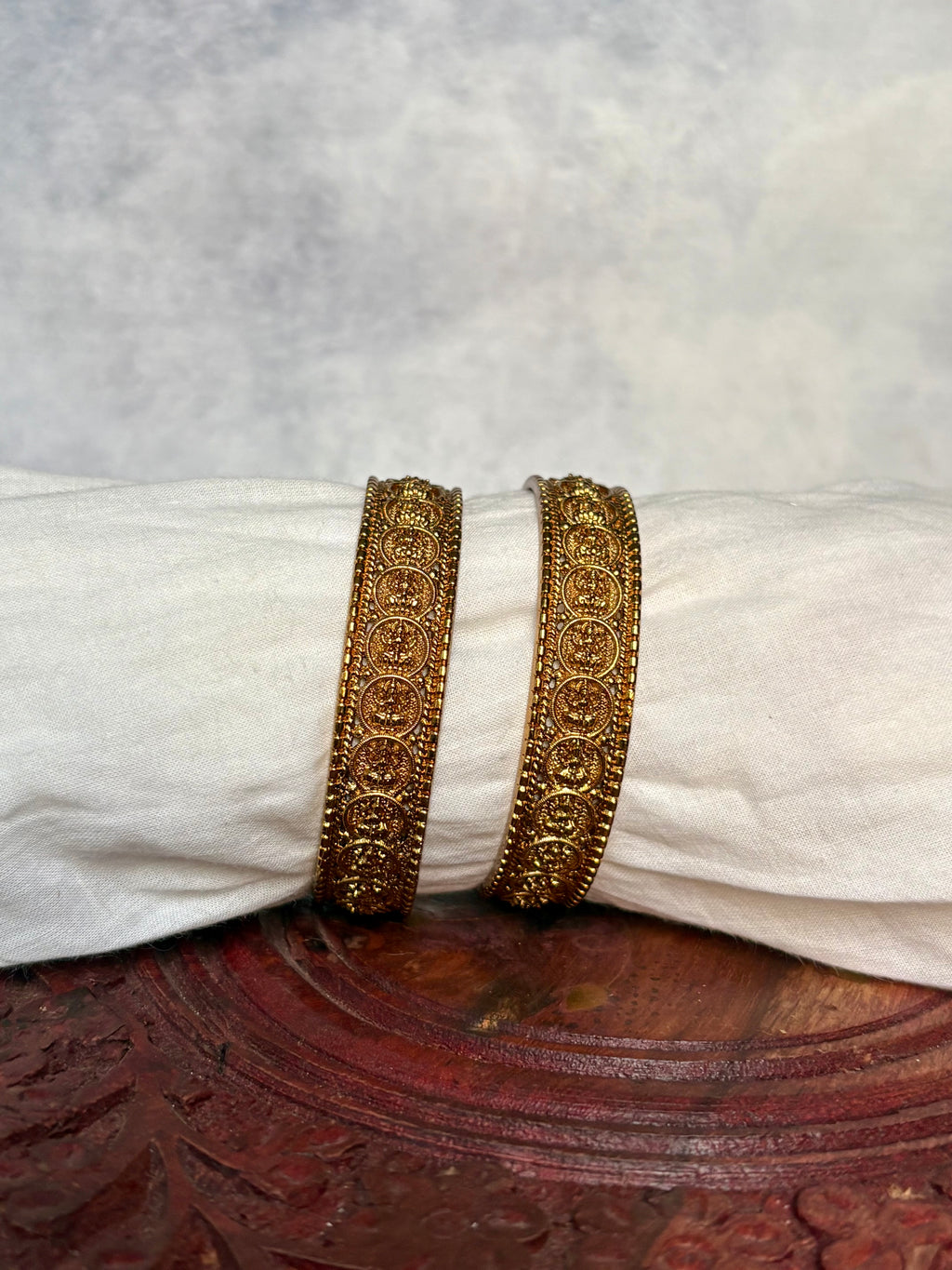 Lakshm kasu bangles