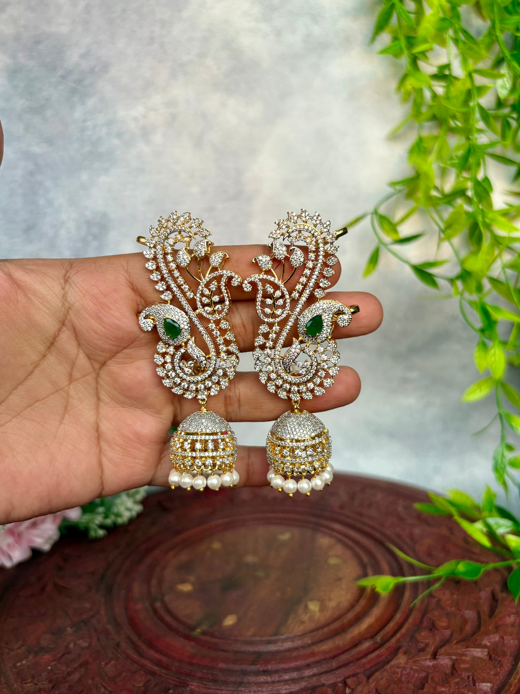 Floral ad earcuffs