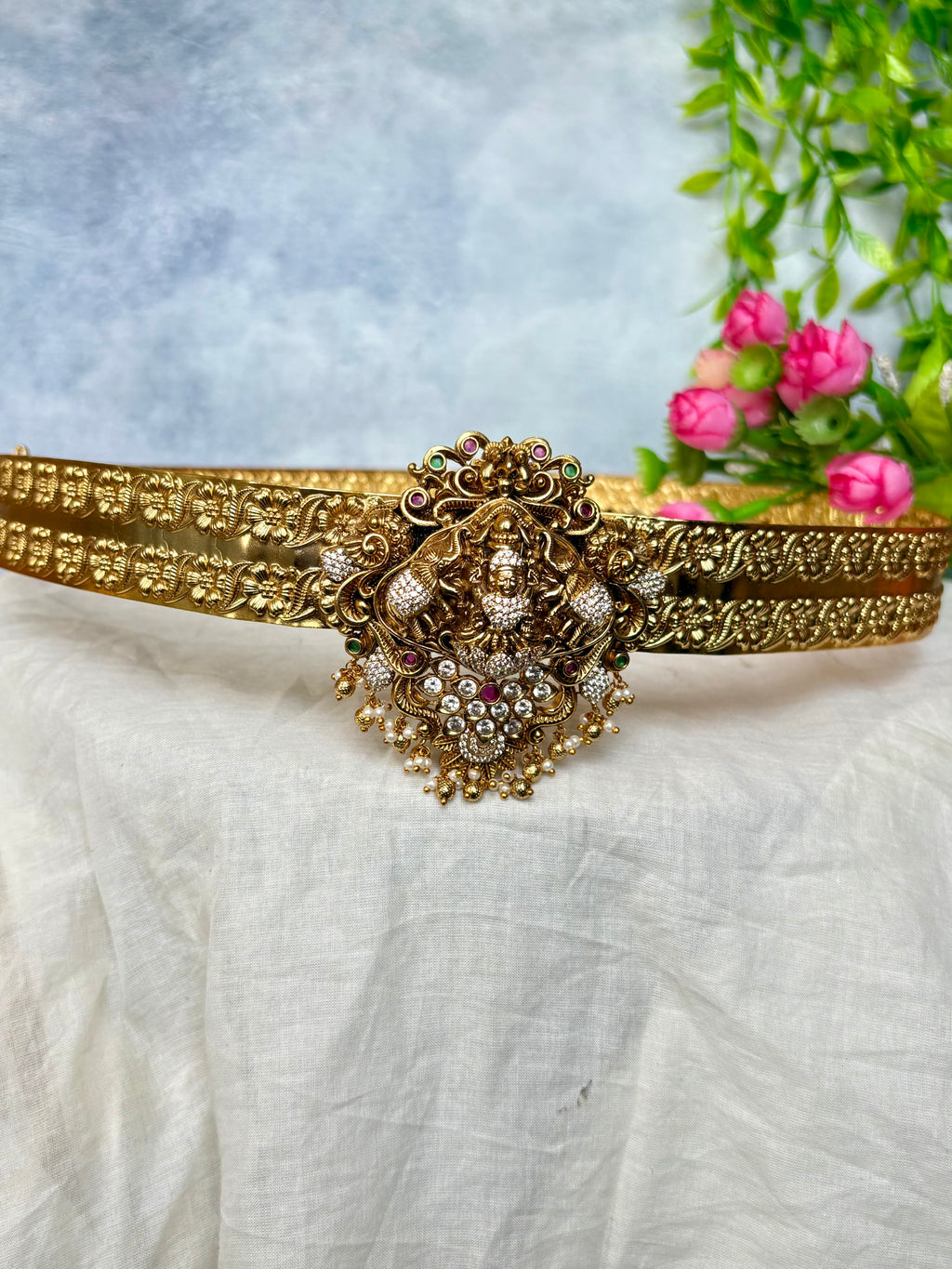 Nakshi hipbelt