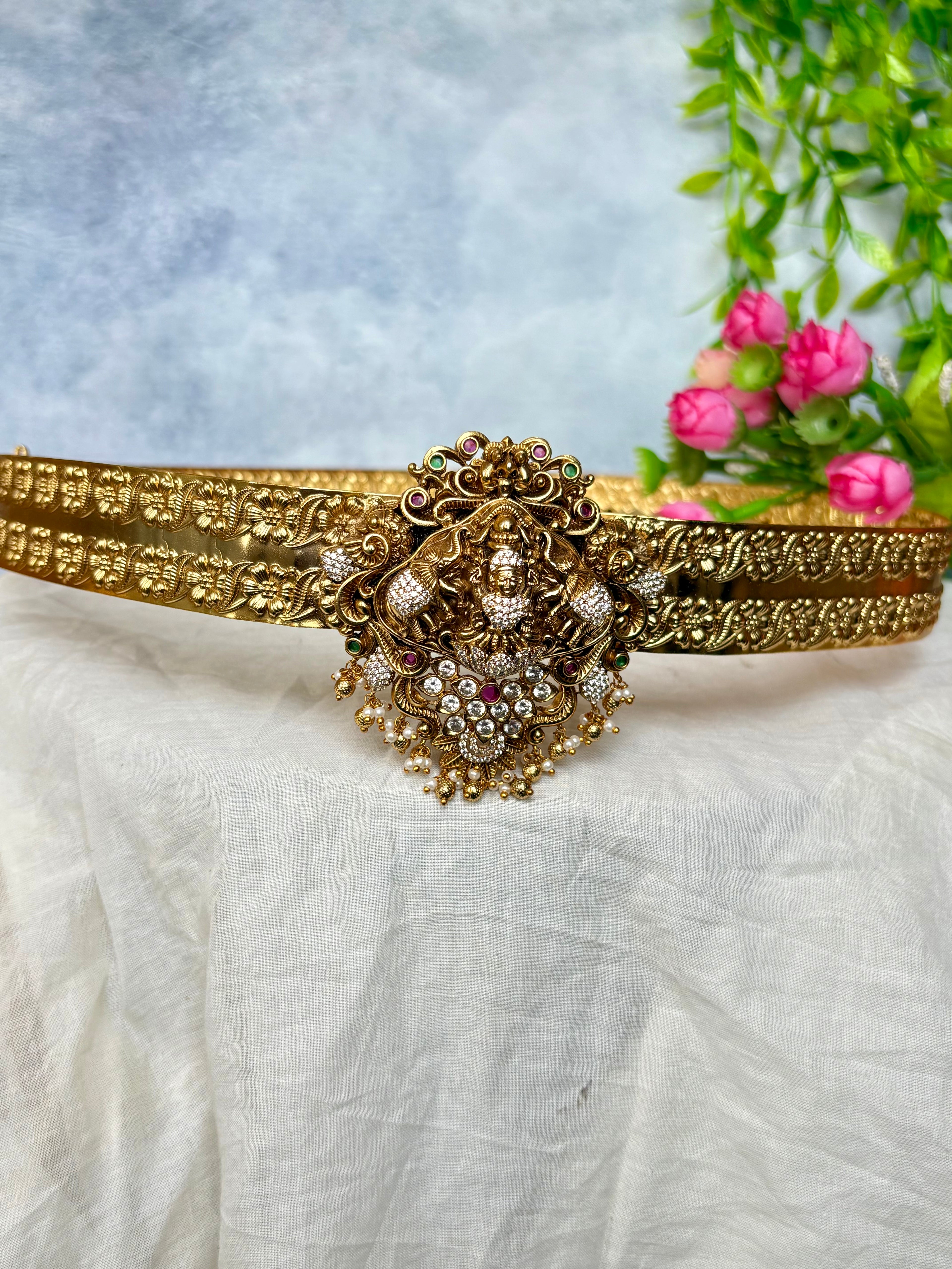 Nakshi hipbelt