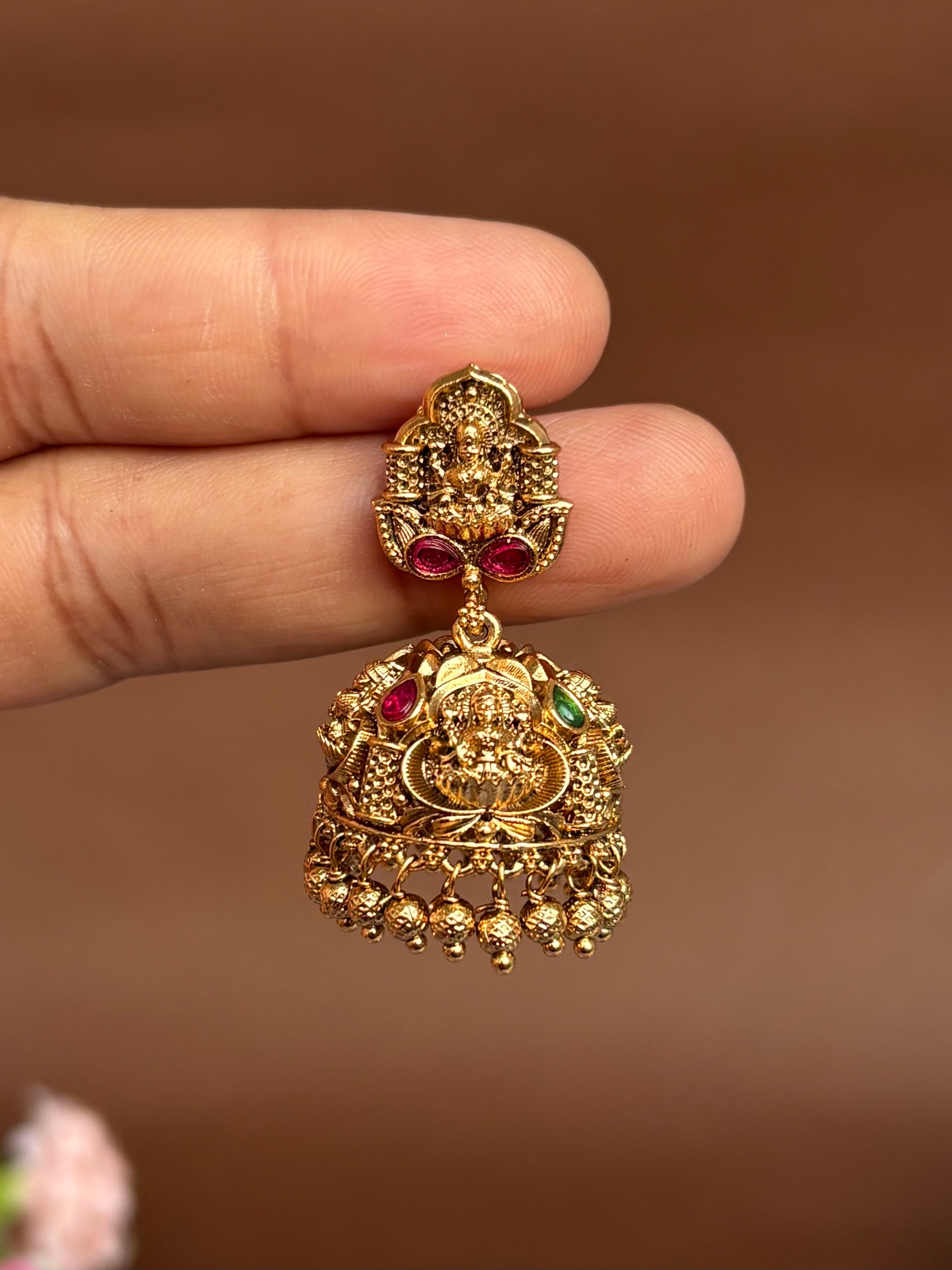 Lakshmi kundan jhumkas