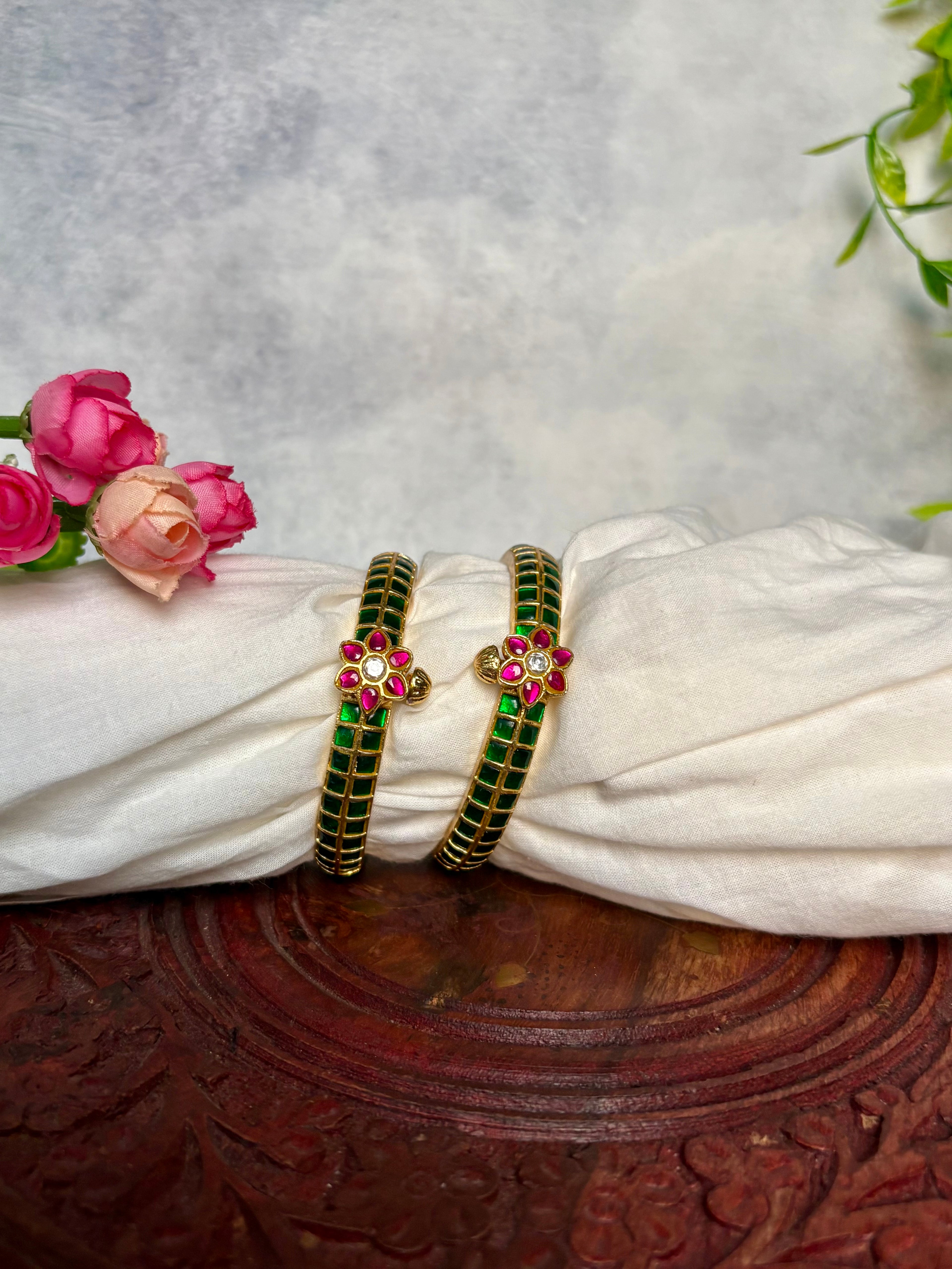 Jadau openable kada bangles