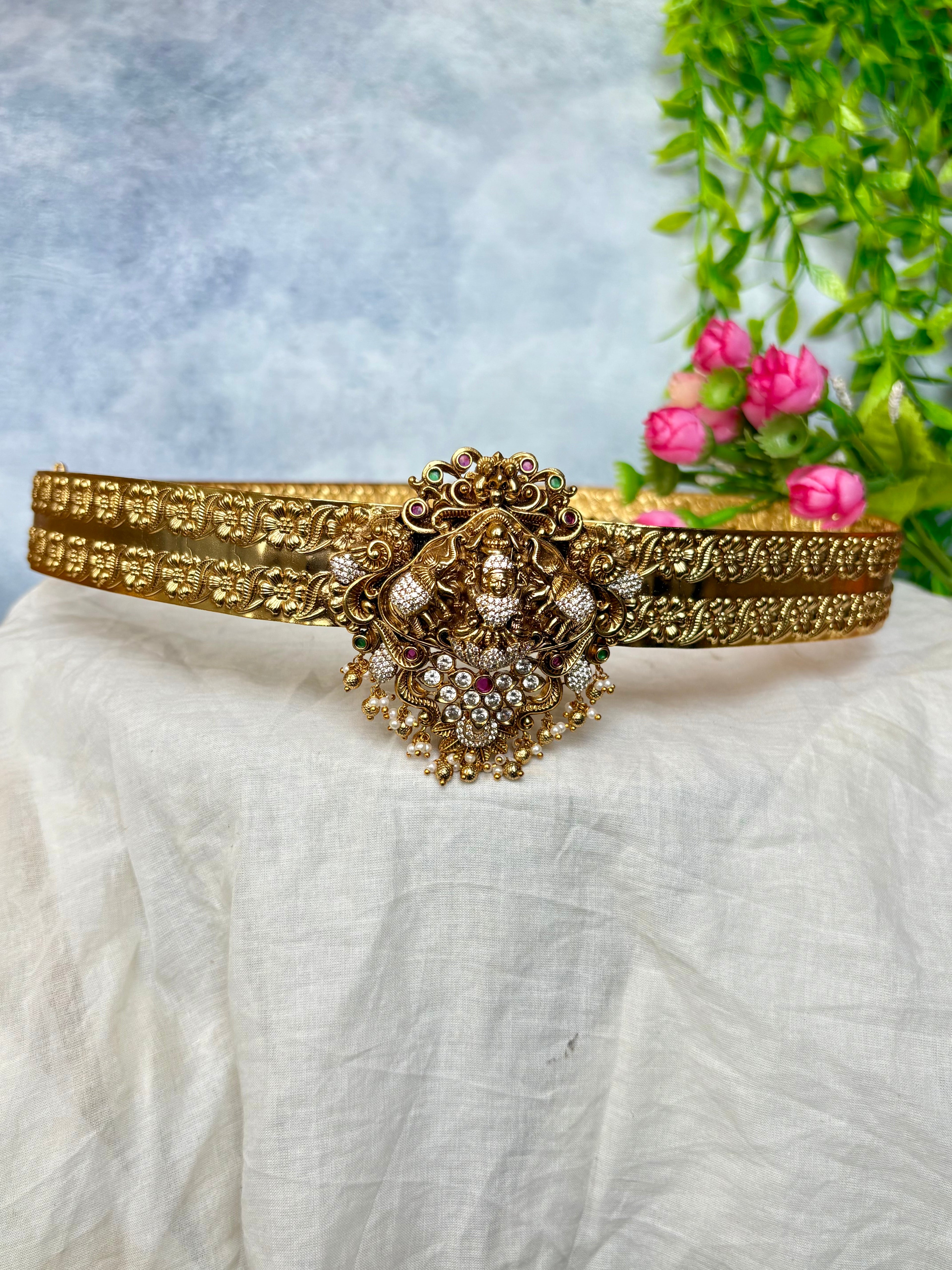 Nakshi hipbelt