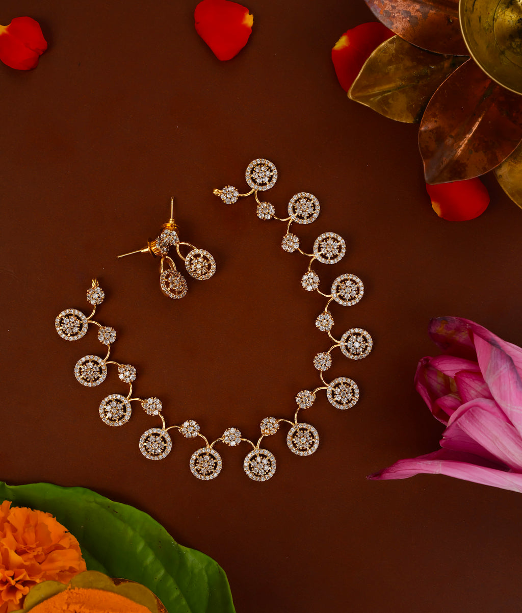 DIAMOND LOOK ALIKE NECKPIECE