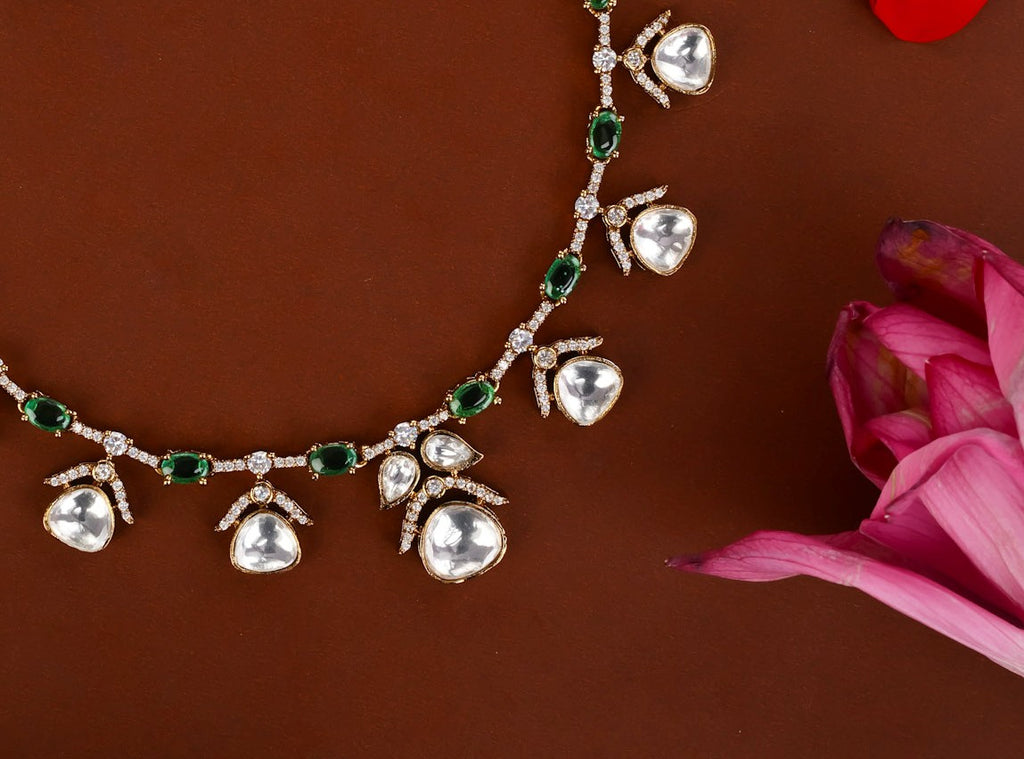 EMERALD MOISSANITE NECKPIECE