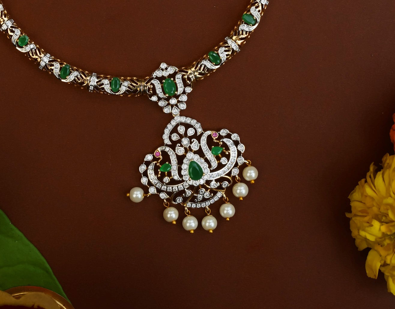 PEACOCK AD HASLI