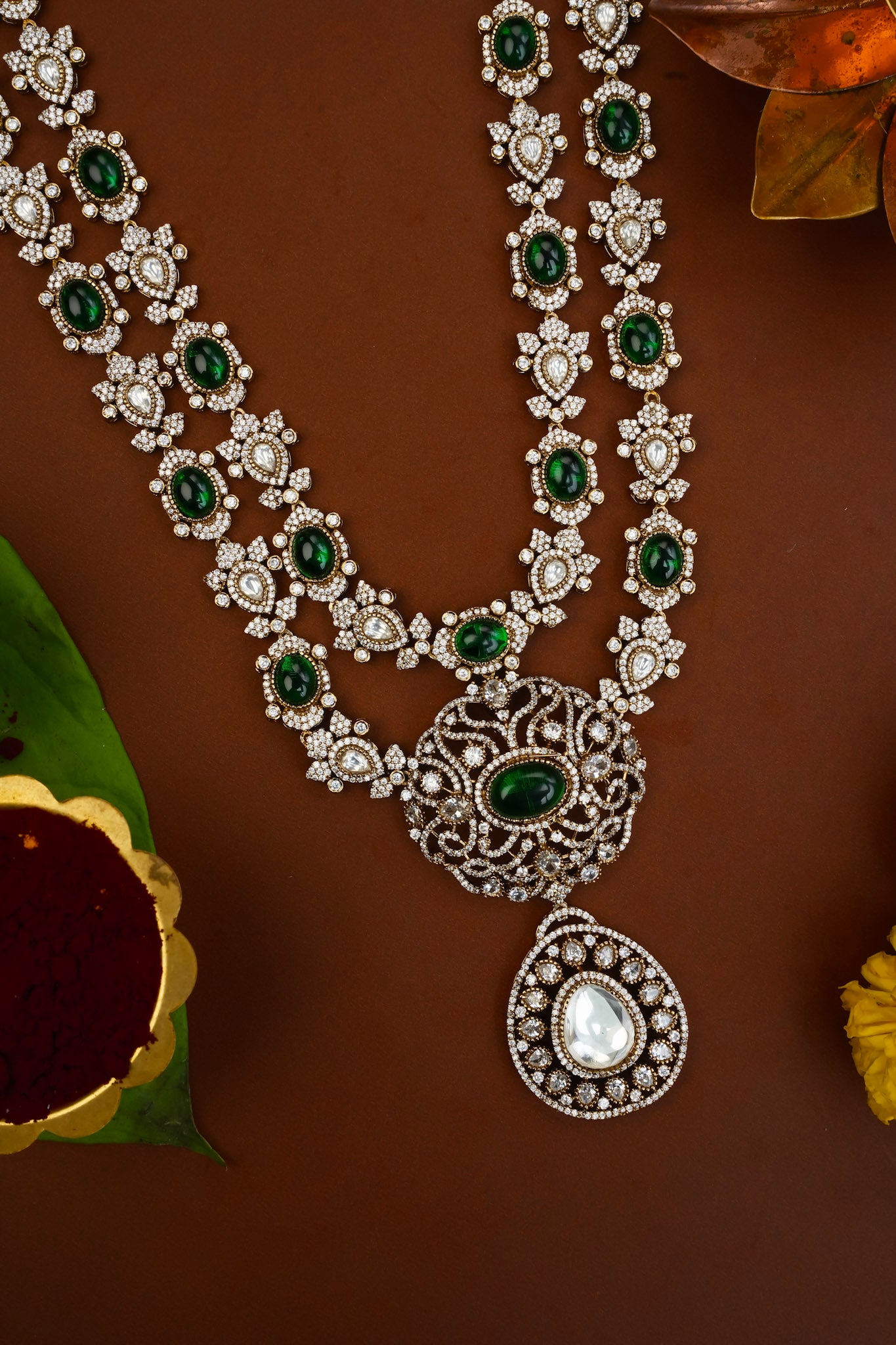 VICTORIAN MOISSANITE HAARAM