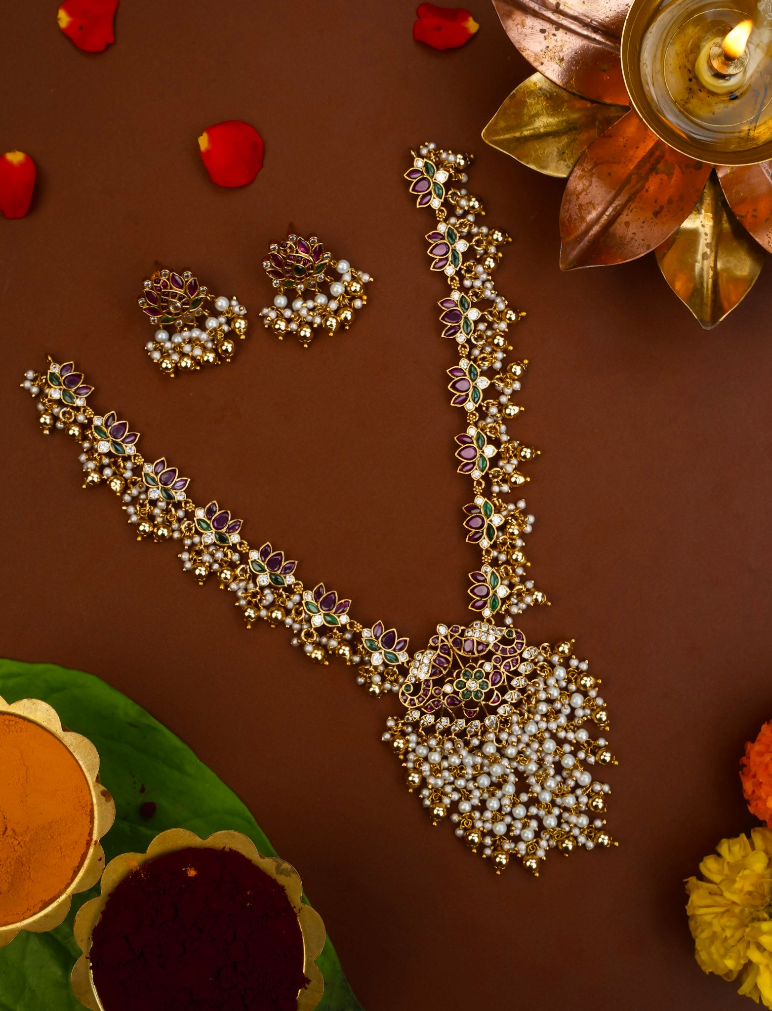 LOTUS CLUSTER PEARL  NECKPIECE