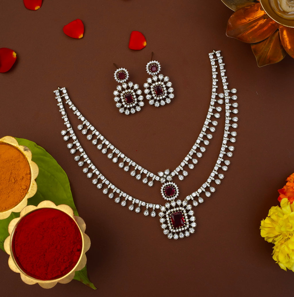 VICTORIAN NECKPIECE (RED)