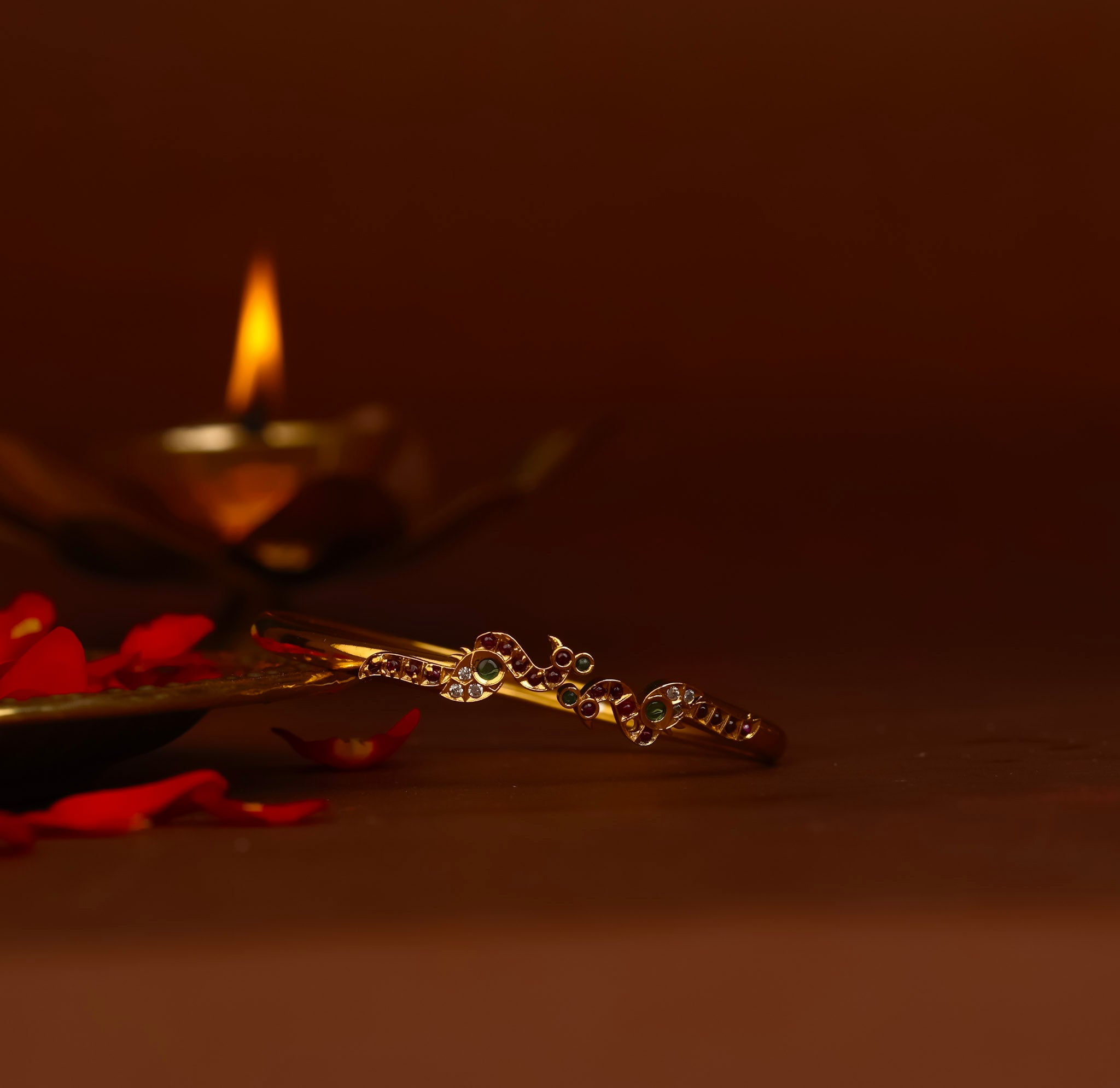 PEACOCK ADJUSTABLE KADA