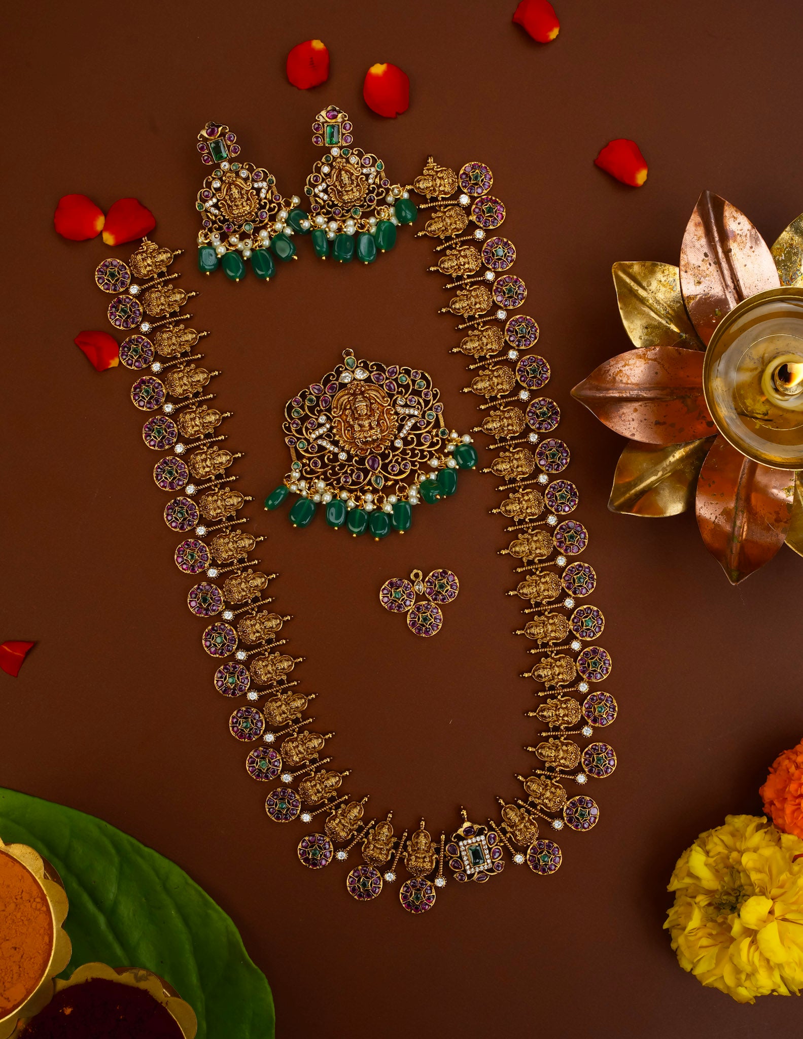 PENDAT DETCHABLE LAKSHMI HARAM