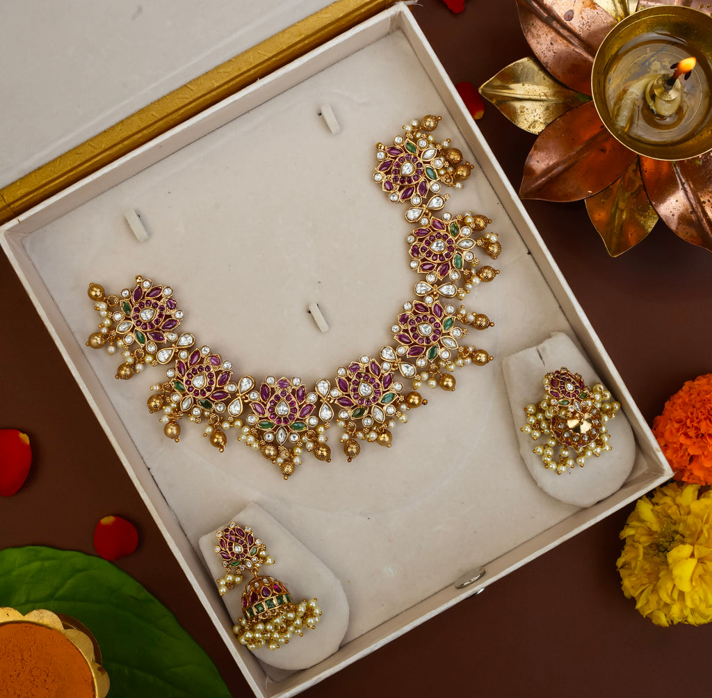 LOTUS KEMP NECKPIECE