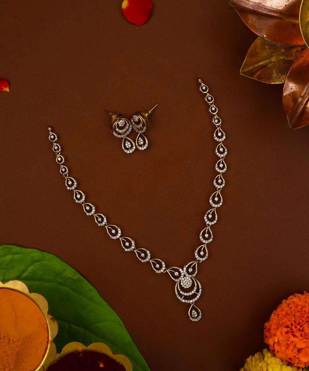 DIAMOND PARTY WEAR NECKPIECE