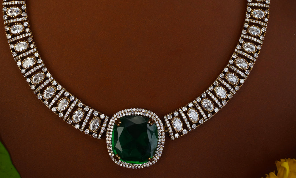 VICTORIAN HASLI