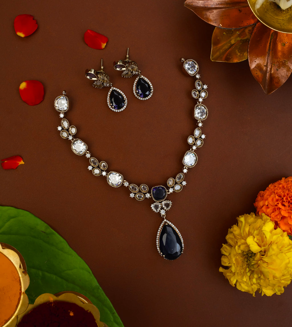 DIAMOND DROP NECKPIECE
