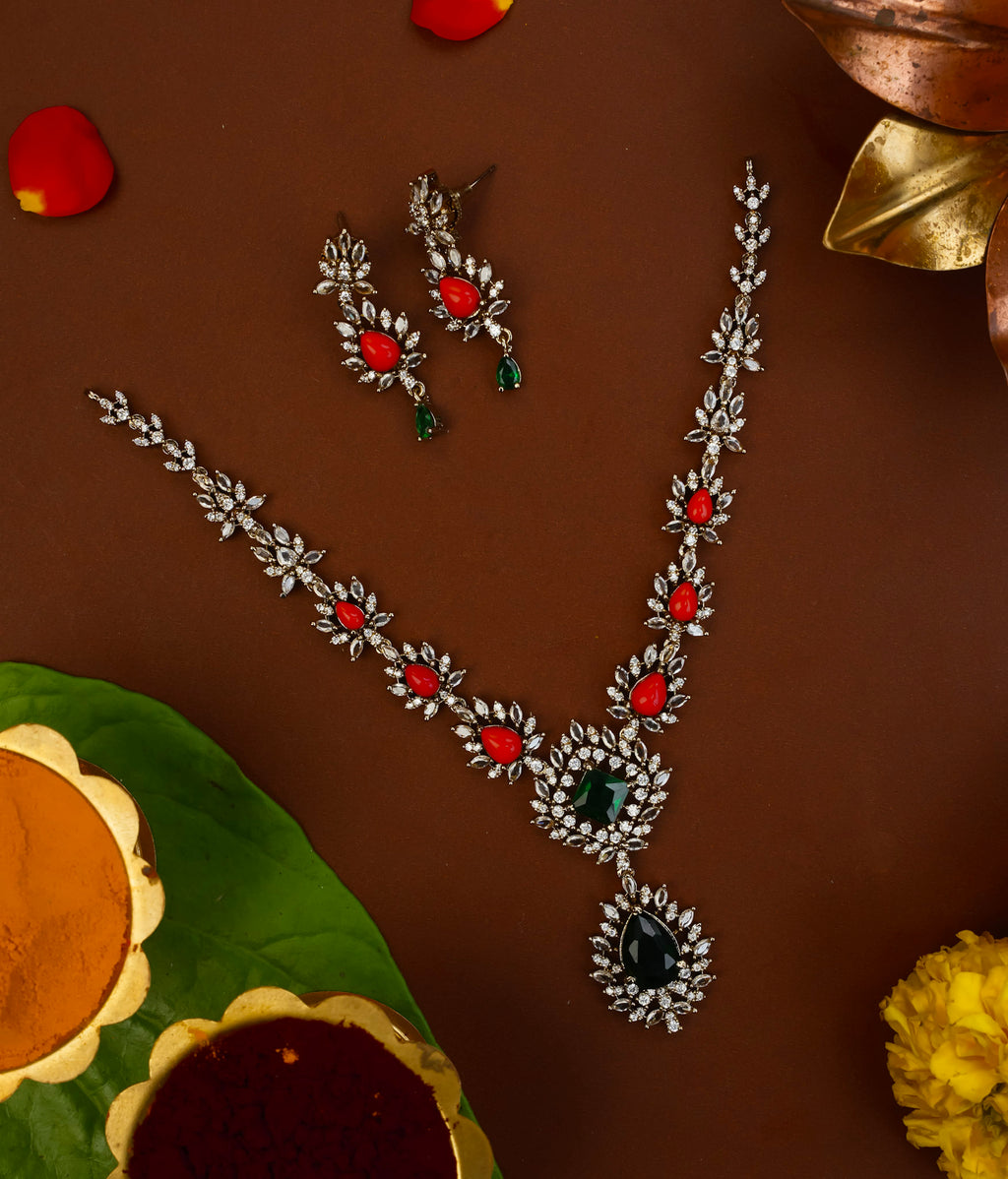 CORAL NECKPIECE