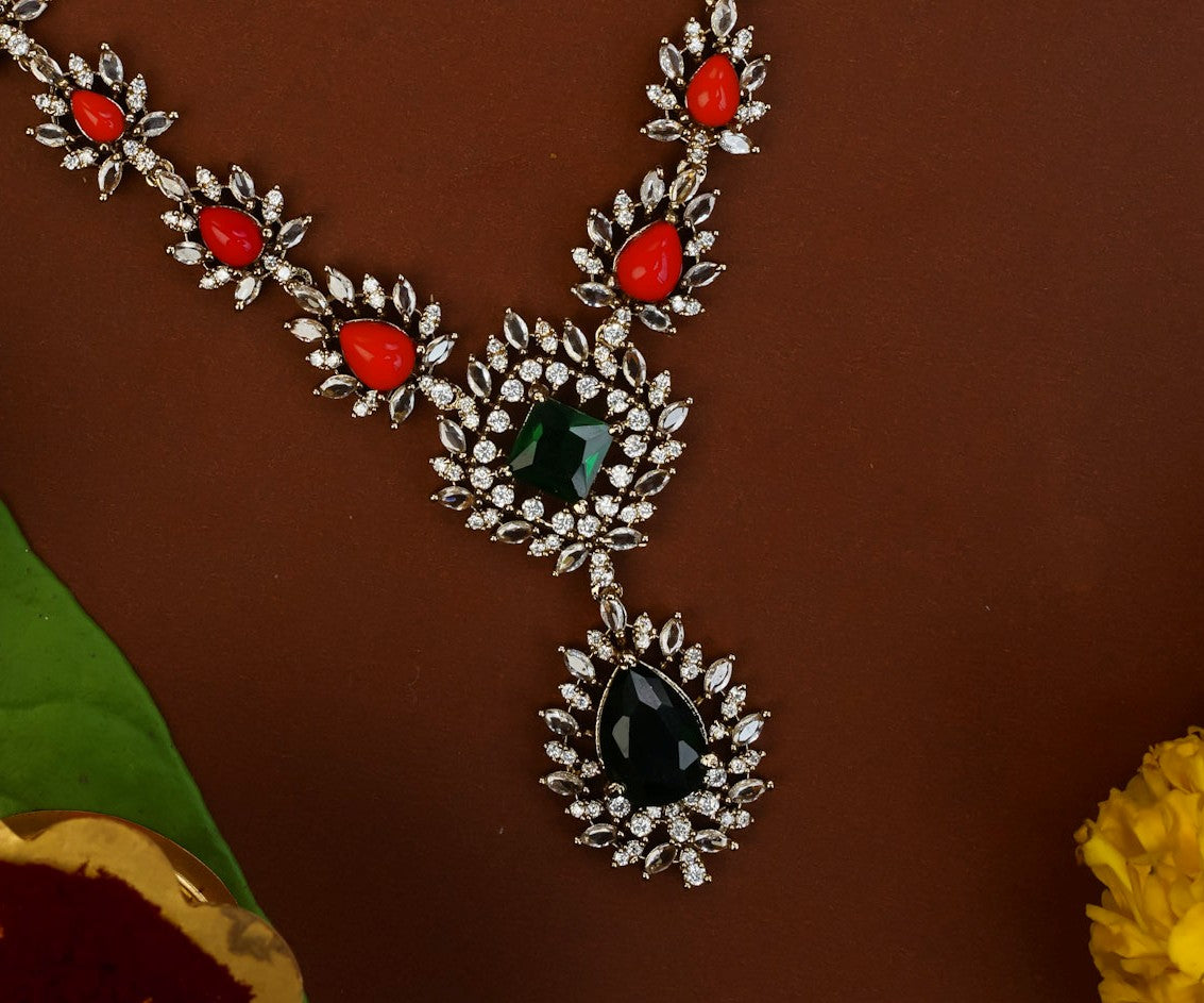 CORAL NECKPIECE