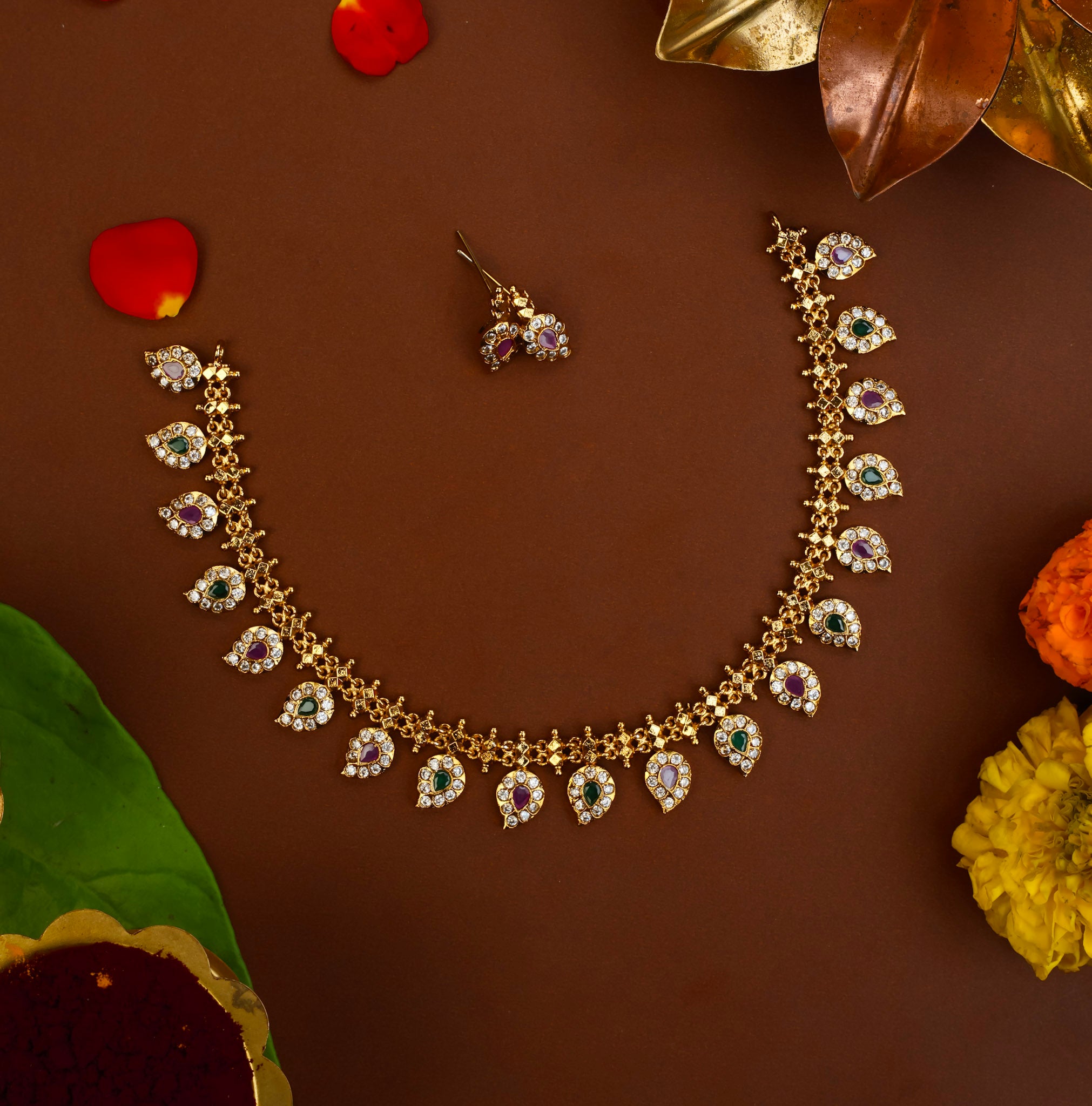 MANGO NECKPIECE