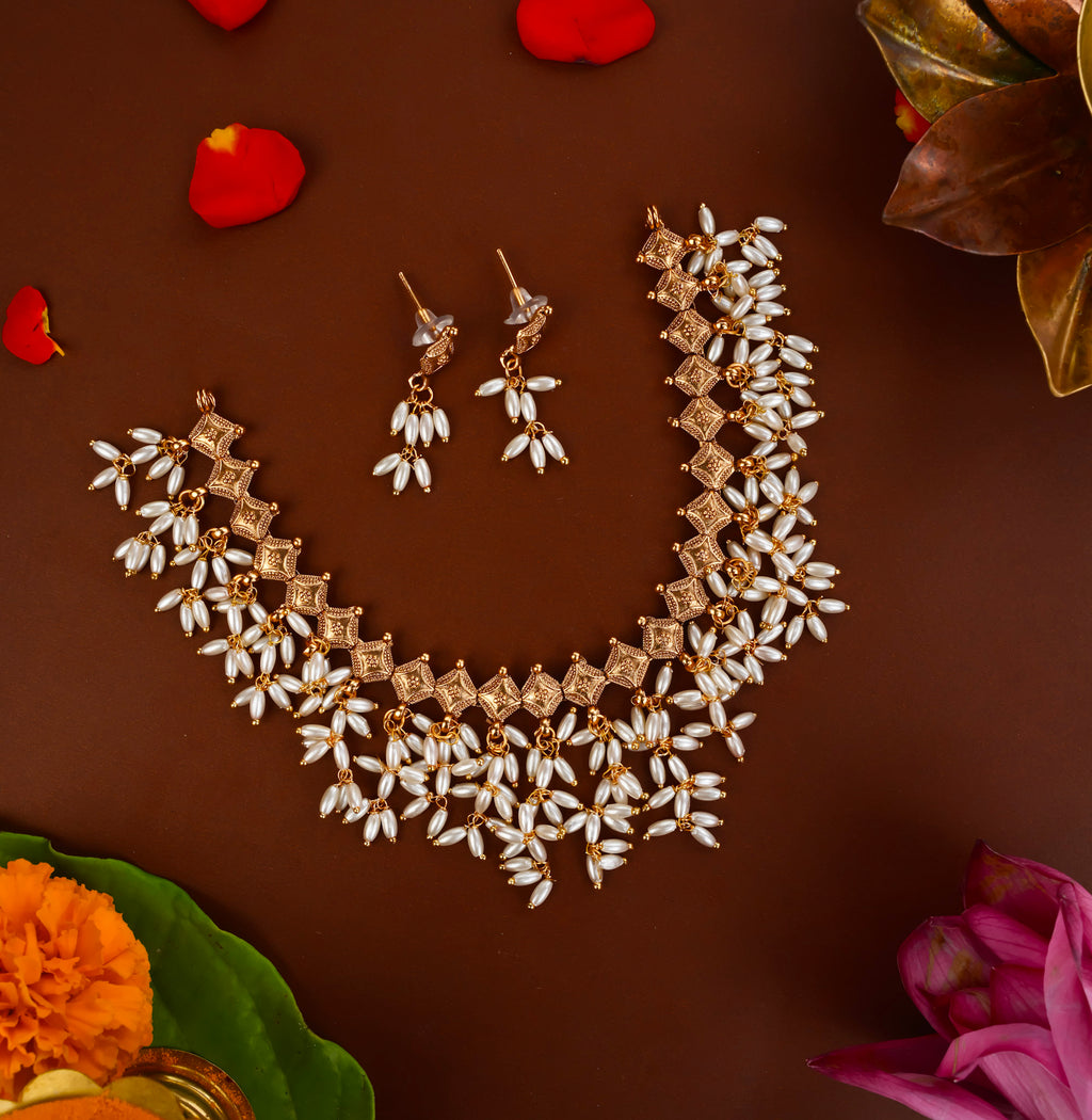 RICE PEAL NECKPIECE
