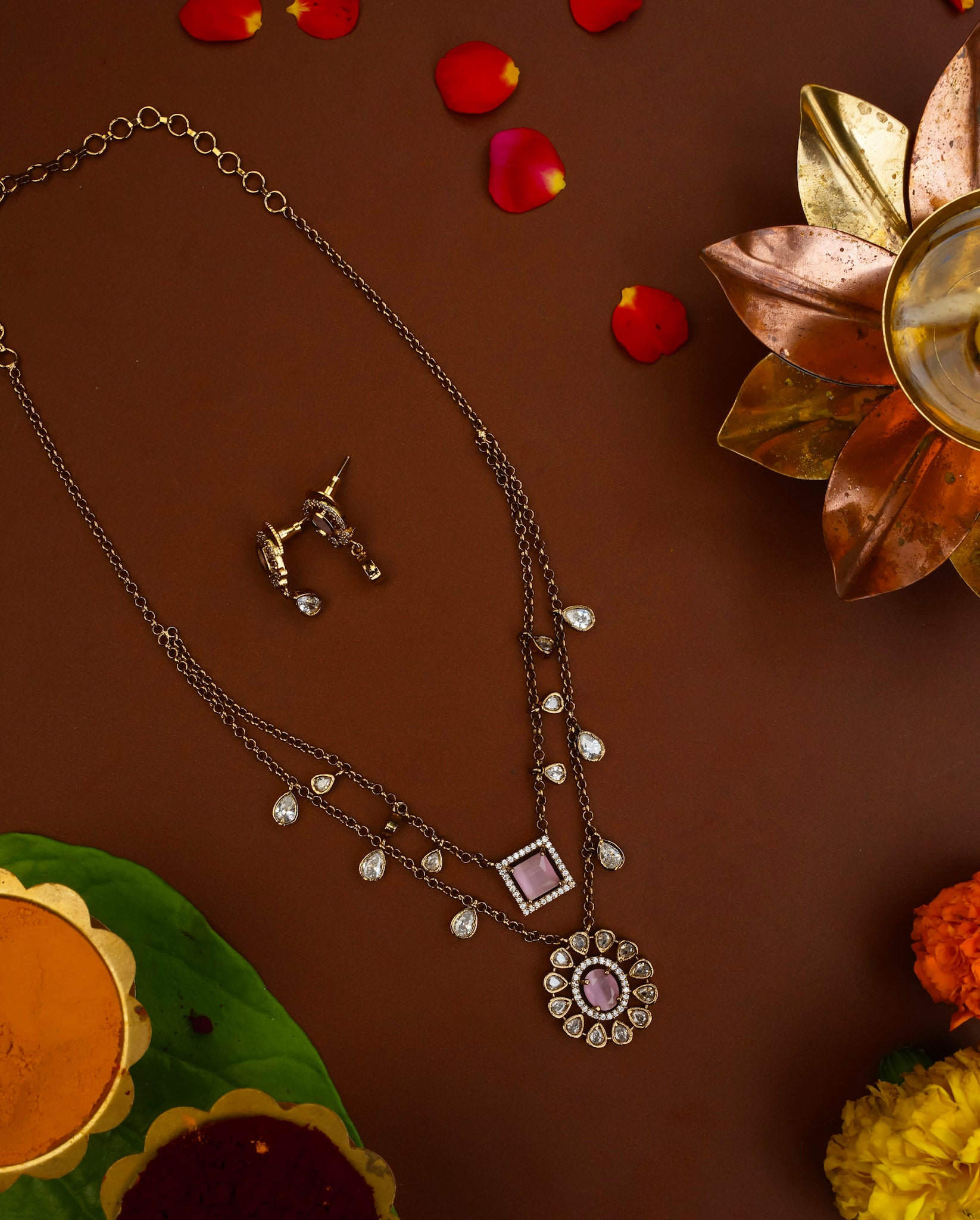 DOUBLE LAYER PENDANT CHAIN