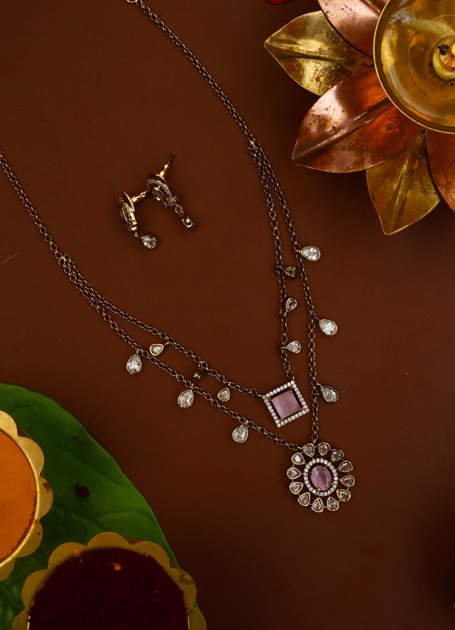 DOUBLE LAYER PENDANT CHAIN