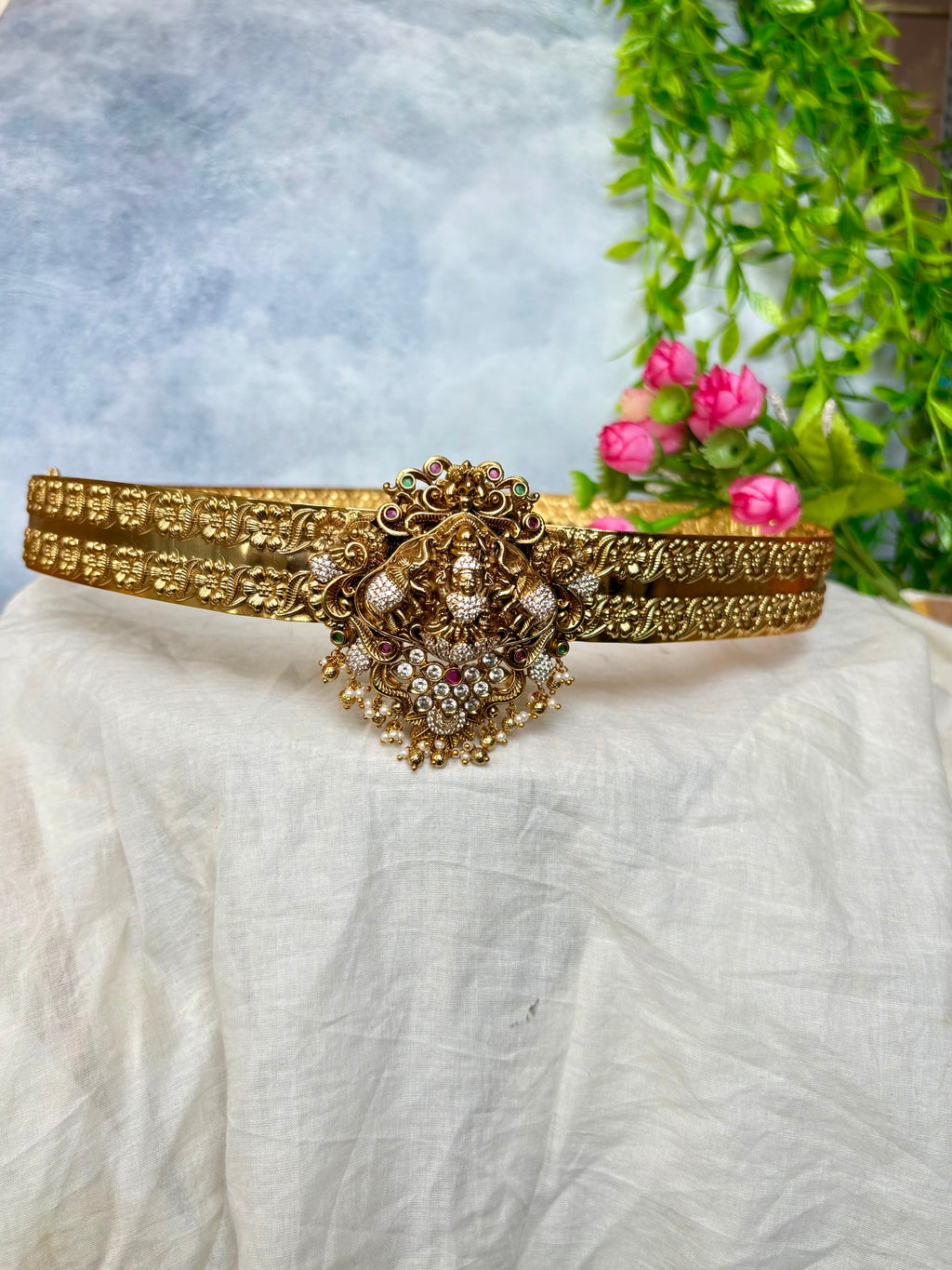 Nakshi hipbelt