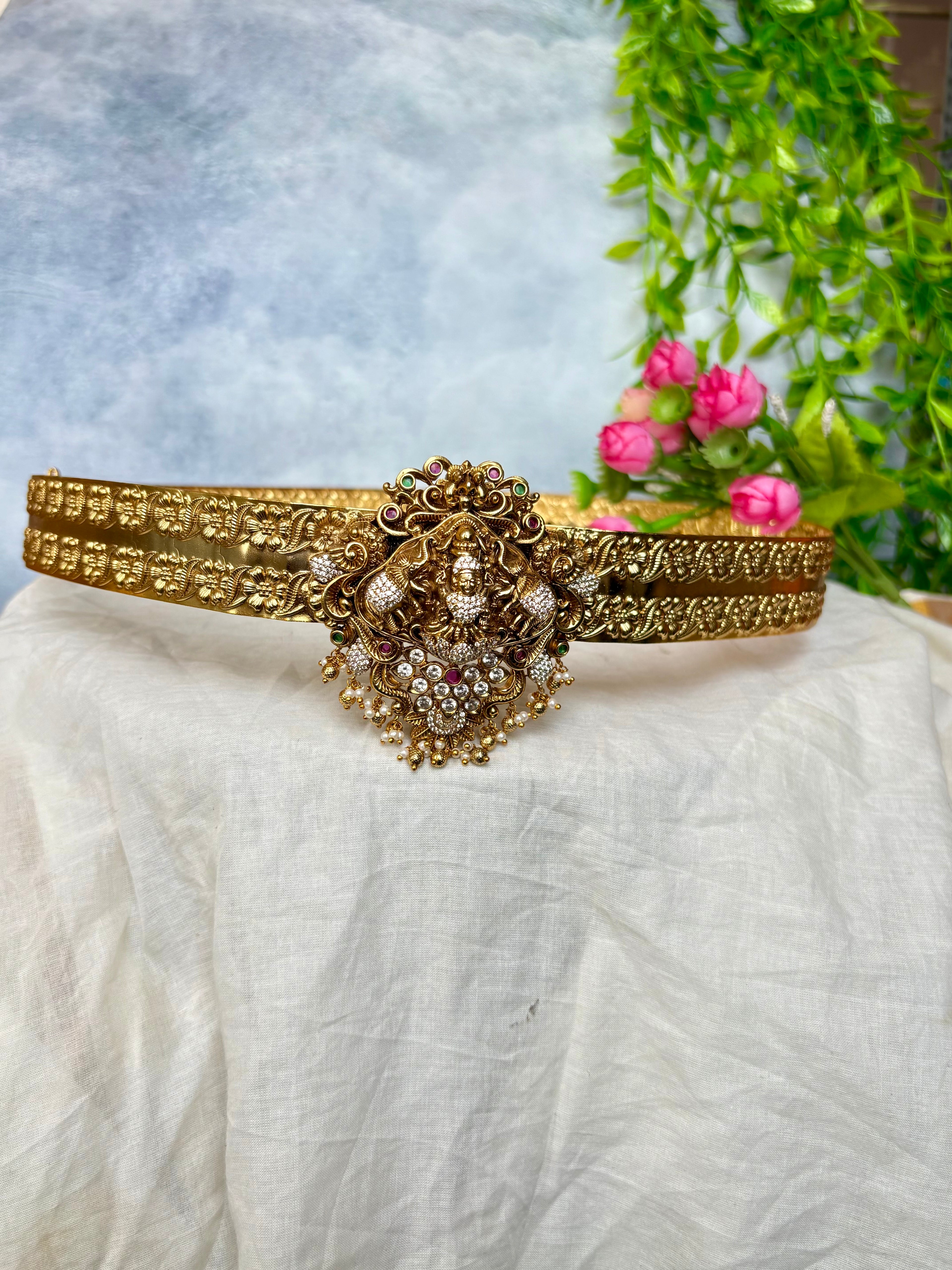 Nakshi hipbelt