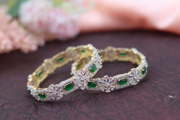 EMERALD BANGLES - Image 2