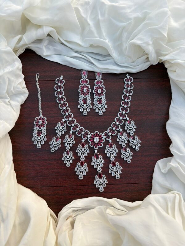 AD BRIDAL STATEMENT SET (RED)