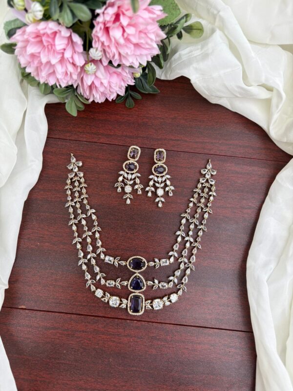 THREE LAYERED NECKPIECE (PURPLE)