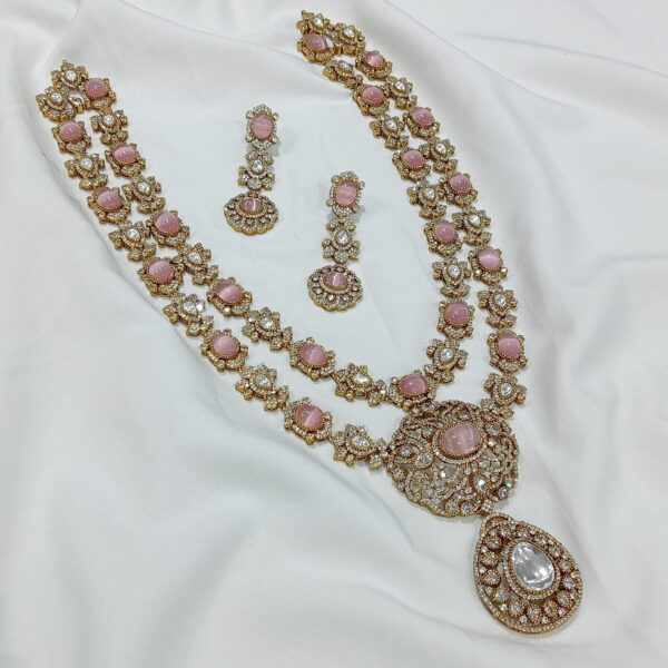 VICTORIAN MOISSANITE LONG HARAM (PINK)