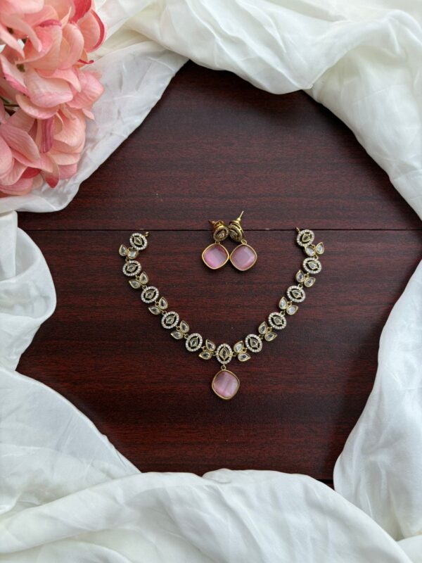 VICTORIAN DROP SET (PINK)