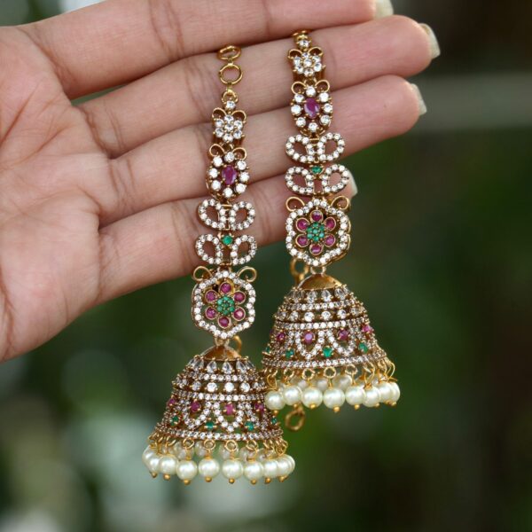 EARRINGS WITH MATIL