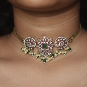 EMERALD BEADS CHOKER