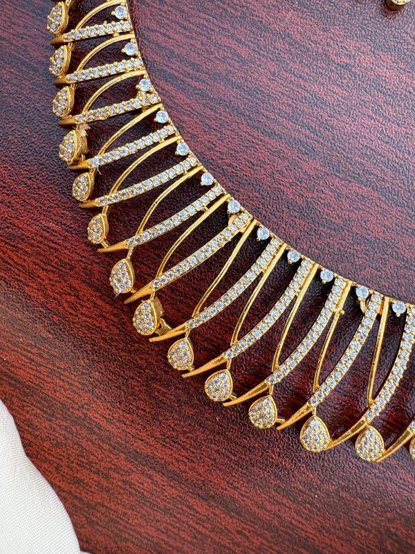 DIAMOND REPLICA NECKPIECE - Image 2