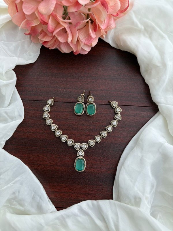 VICTORIAN PARTY WEAR NECKSET (MINT)