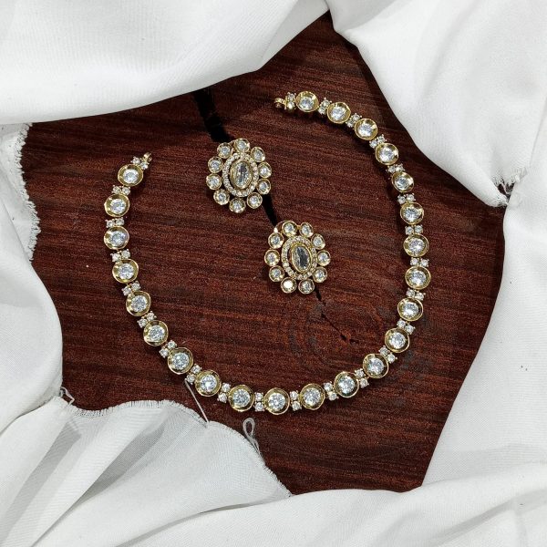 ANVI - VICTORIAN NECKPIECE