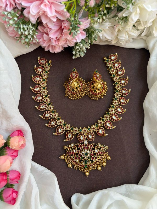 ROYAL MANGO NECKPIECE